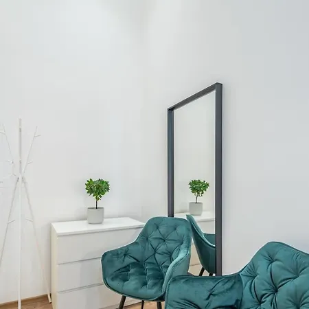 Full Comfort, 4 Bedrooms In The Heart Of The Apartment Budapest