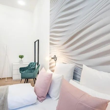 Full Comfort, 4 Bedrooms In The Heart Of The