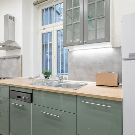 Apartment Full Comfort, 4 Bedrooms In The Heart Of The Budapest