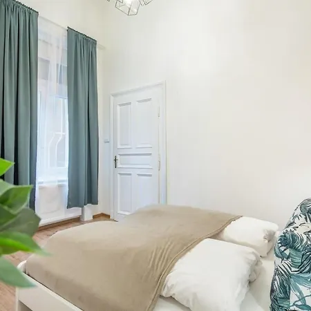 Full Comfort, 4 Bedrooms In The Heart Of The
