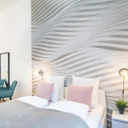 Full Comfort, 4 Bedrooms In The Heart Of The * Budapest
