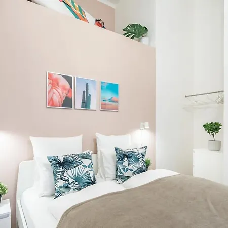 Full Comfort, 4 Bedrooms In The Heart Of The *
